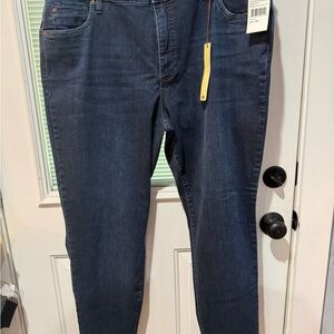 Kut from the Kloth Women's Skinny Jeans in Dark Blue Wash, size 18W, NWT